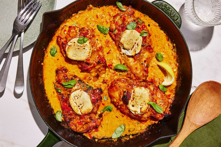 Marry Me Chicken in a cast-iron skillet